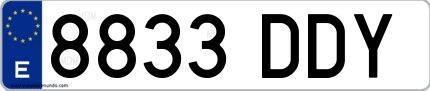 Ejemplo de matrícula española 8833 DDY