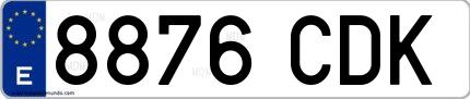 Ejemplo de matrícula española 8876 CDK