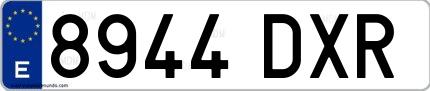Ejemplo de matrícula española 8944 DXR