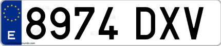 Ejemplo de matrícula de coche ordinaria 8974 DXV