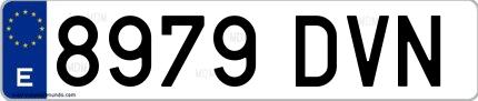 Ejemplo de matrícula española 8979 DVN