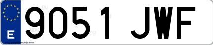 Ejemplo de matrícula española 9051 JWF