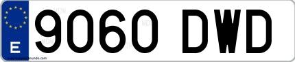 Ejemplo de matrícula española 9060 DWD