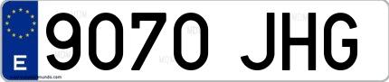 Ejemplo de matrícula española 9070 JHG