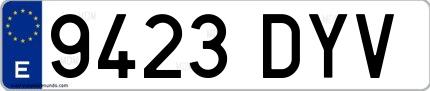 Ejemplo de matrícula española 9423 DYV