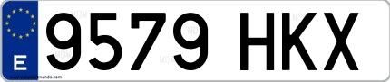 Ejemplo de matrícula española 9579 HKX