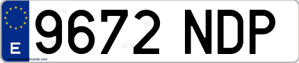 Ejemplo de matrícula de coche ordinaria 9672 NDP