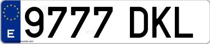 Ejemplo de matrícula española 9777 DKL