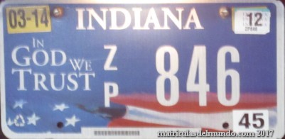 Matrícula de coche de de Indiana de In God We Trust americana azul