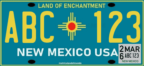 Matrícula de coche de New Mexico sobre fondo azul con texto Land of Enchantment