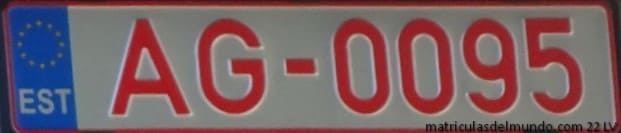 matrícula temporal de Estonia con letras rojas
