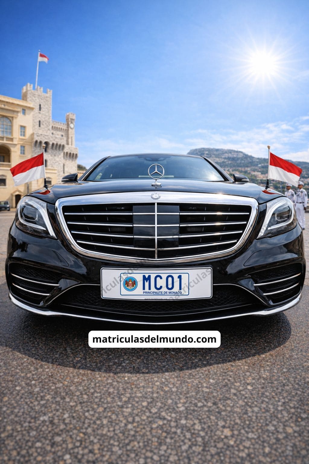 Mercedes oficial del Principado de Mónaco con matrícula MC01